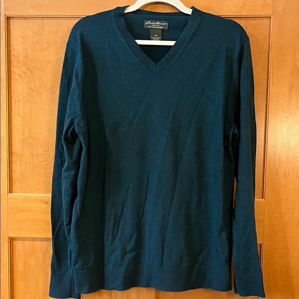 Eddie Bauer Men's V-Neck Sweater - Deep Blue